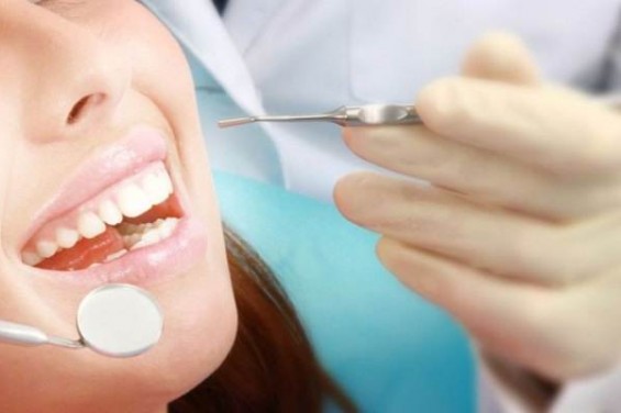 Почему зубы реагируют на холодное или сладкое?